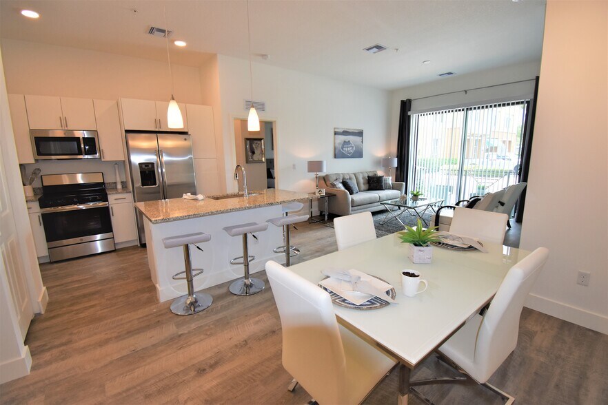 More Photos Of 201 SW Joan Jefferson Way, Stuart Apartments For Sale