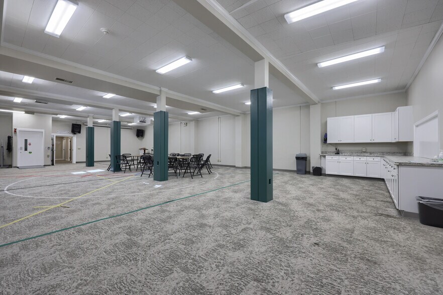 More Photos Of 121 Walnut Hill Rd, Millersville Religious Facility For Sale
