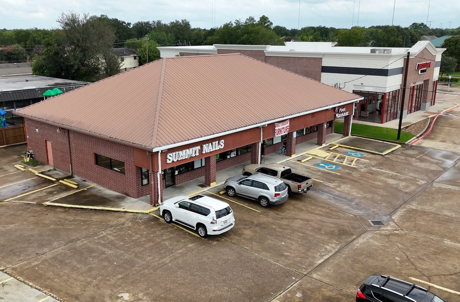 More Photos Of 1619 Texas Pky, Missouri City General Retail For Sale