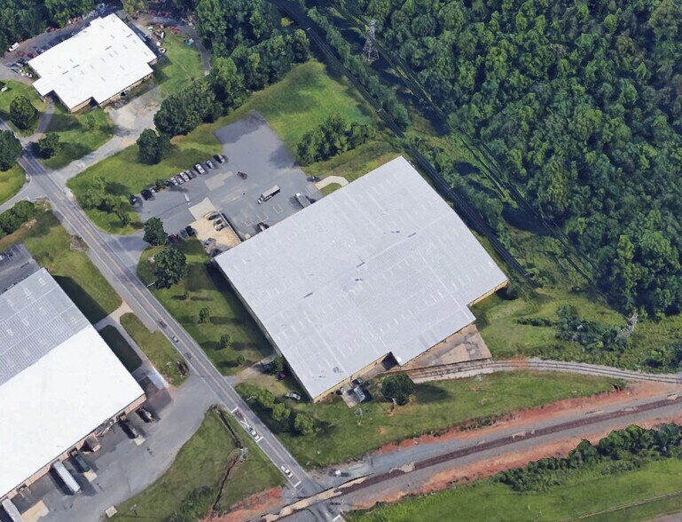 More Photos Of 150 E Mount Gallant Rd, Rock Hill Warehouse For Sale