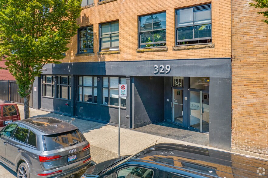 More Photos Of 325-329 Railway St, Vancouver Office For Lease