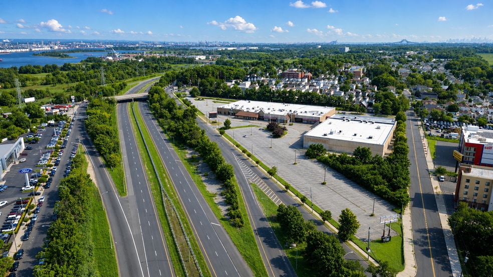 More Photos Of , Staten Island General Retail For Sale