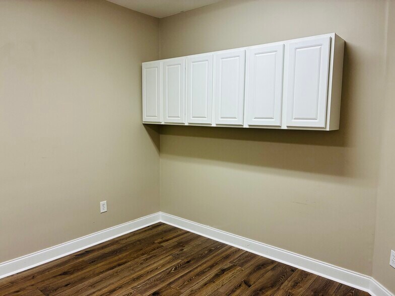 More Photos Of 965 Piedmont Rd NE, Marietta Office For Lease