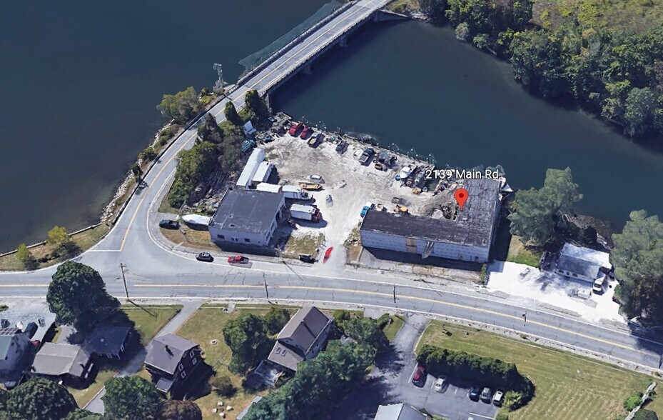 More Photos Of 2139 Main Rd, Tiverton Marina For Sale