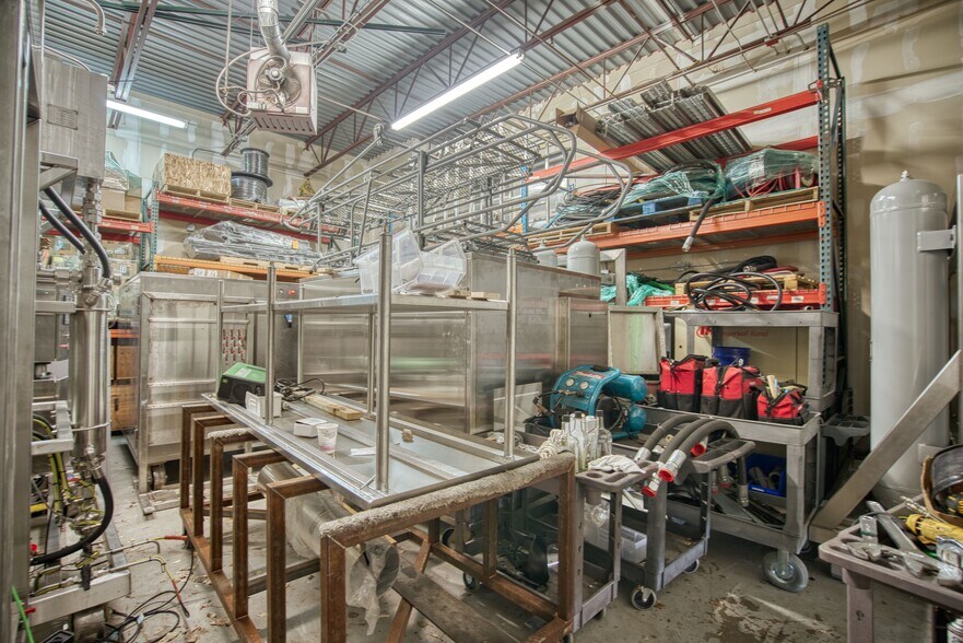 More Photos Of 1343-1351 W 121st Ave, Westminster Flex For Lease