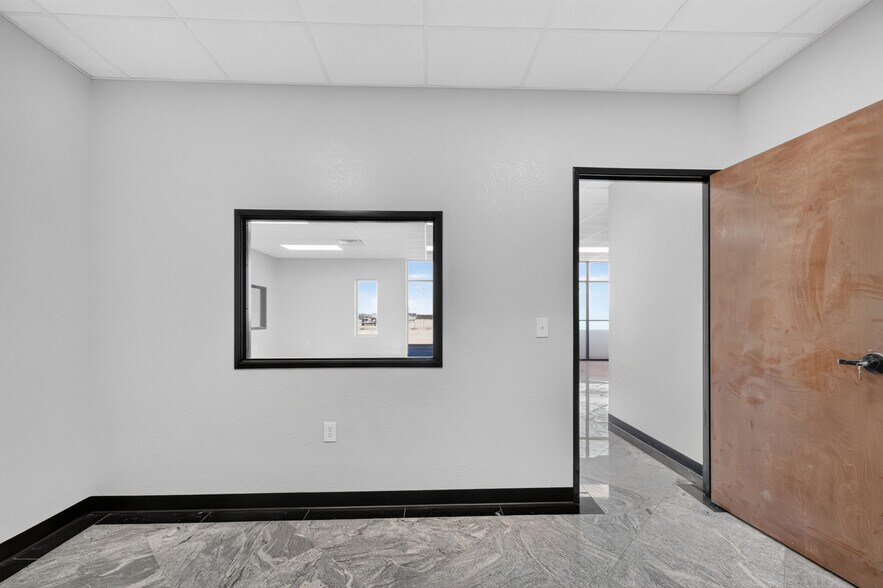 More Photos Of 16697 W Basin St, Odessa Industrial For Lease