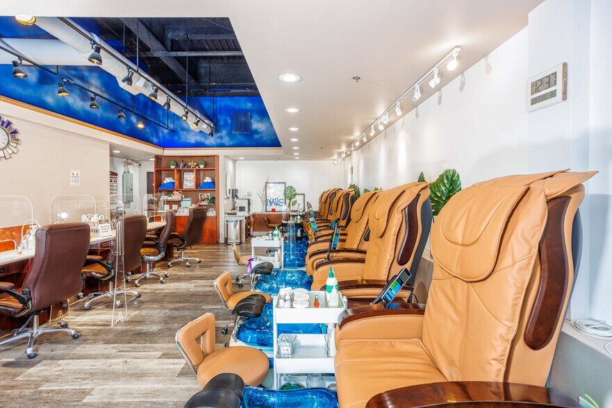 More Photos Of 10-12 NE Shaver St, Portland Apartments For Sale