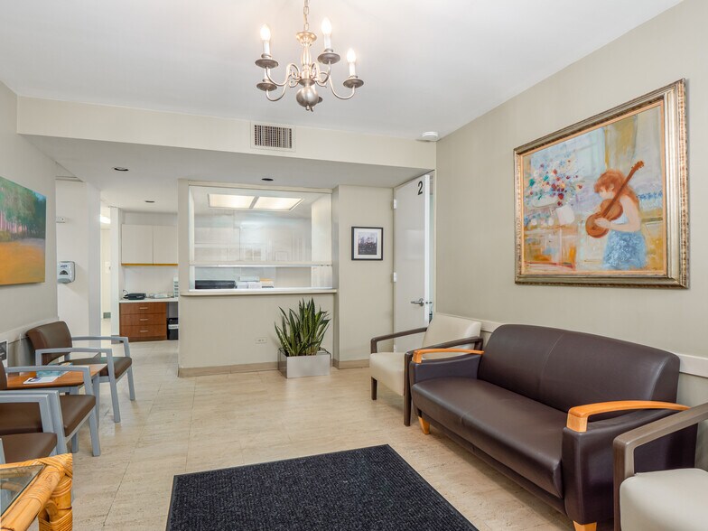 More Photos Of 925 Park Ave, New York Apartments For Sale