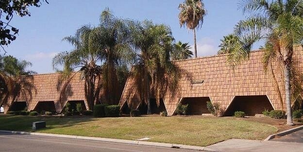 More Photos Of 2017 N Gateway Blvd, Fresno Office For Lease