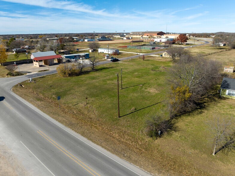 More Photos Of McDaniel @ Dozier St, Callisburg Land For Sale