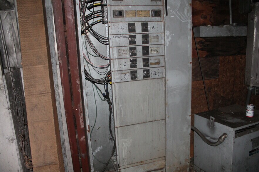 More Photos Of 9239 Atlantic Rd, Atlantic Manufacturing For Sale