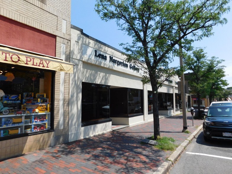 Primary Photo Of 673-683 Massachusetts Ave, Arlington Storefront Retail Office For Lease