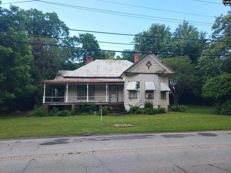 Primary Photo Of 241 Columbia Ave, Chapin Flex For Sale