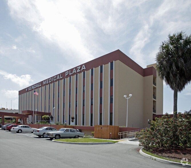 Primary Photo Of 11880 Bird Rd, Miami Medical For Lease