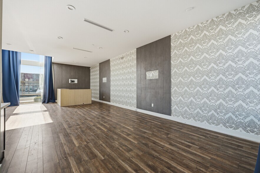 More Photos Of 7336 W Post Rd, Las Vegas Loft Creative Space For Sale
