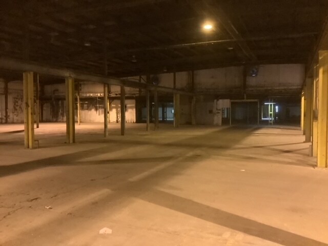 More Photos Of 401 W Blair Pike Rd, Peru Warehouse For Lease