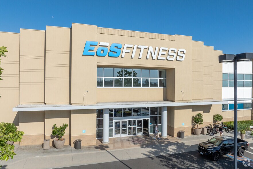 More Photos Of 27426 Antonio Pky, Ladera Ranch Storefront For Lease
