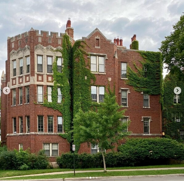 More Photos Of 940 Judson Ave, Evanston Apartments For Sale