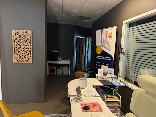 More Photos Of 1985 Hendersonville Rd, Asheville Office For Lease