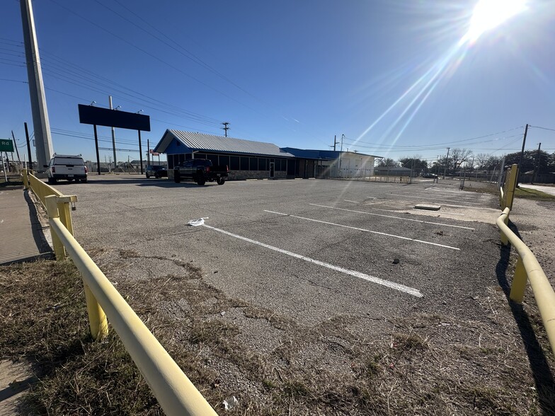 More Photos Of 2764 Interstate 30, Mesquite Land For Sale