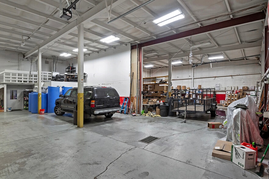 More Photos Of 3767 S Secord St, South Salt Lake Warehouse For Lease