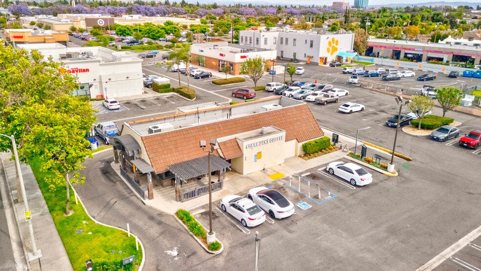 More Photos Of 1248 E 17th St, Santa Ana Freestanding For Sale