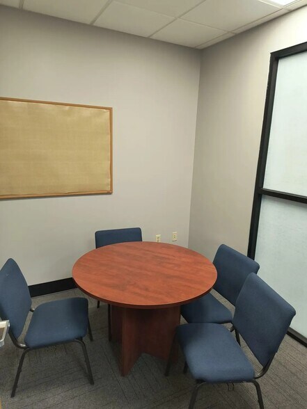 More Photos Of 8401 Ohio, Merrillville Office For Sale