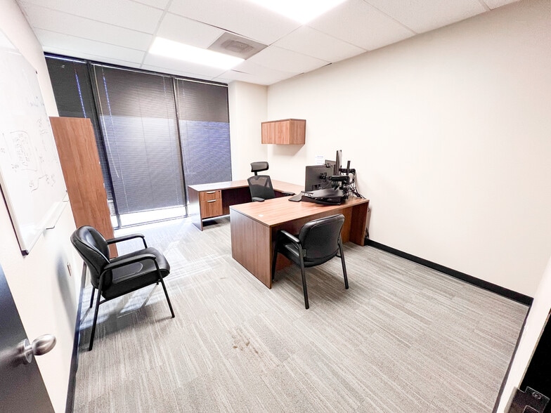 More Photos Of 3300 N A St, Midland Office For Lease