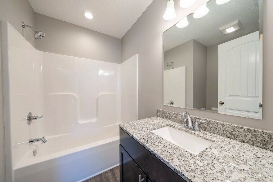 More Photos Of 13816 Illinois Rd, Fort Wayne Apartments For Sale