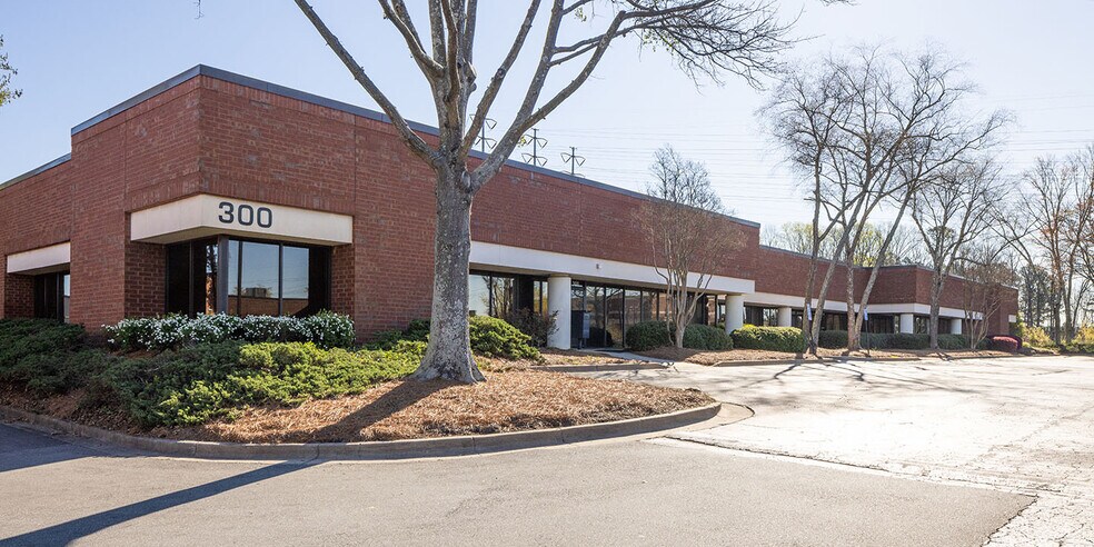 More Photos Of 4000 Dekalb Technology Pky, Atlanta Flex For Sale