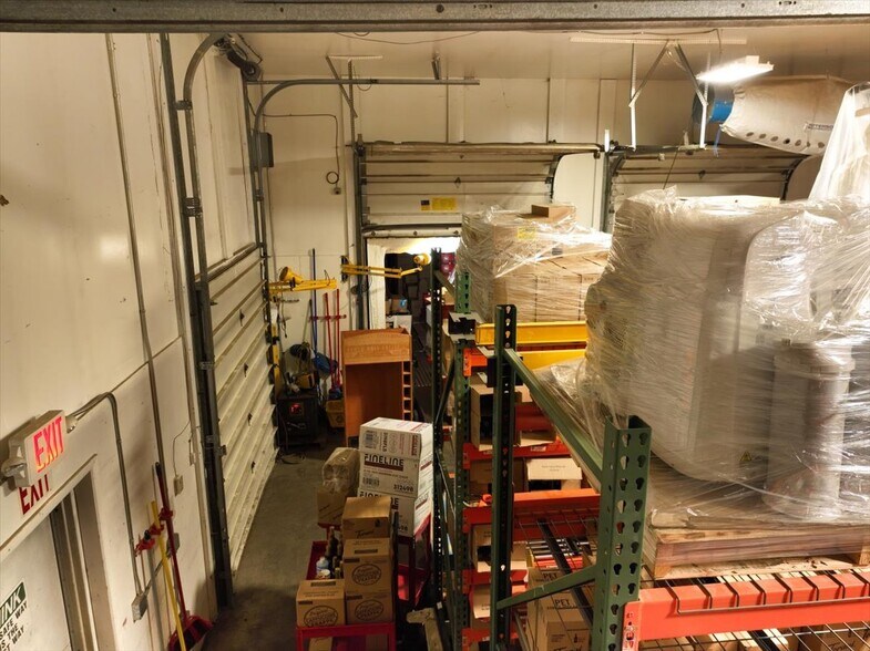 More Photos Of 1502 Minnie St, Fairbanks Industrial For Sale