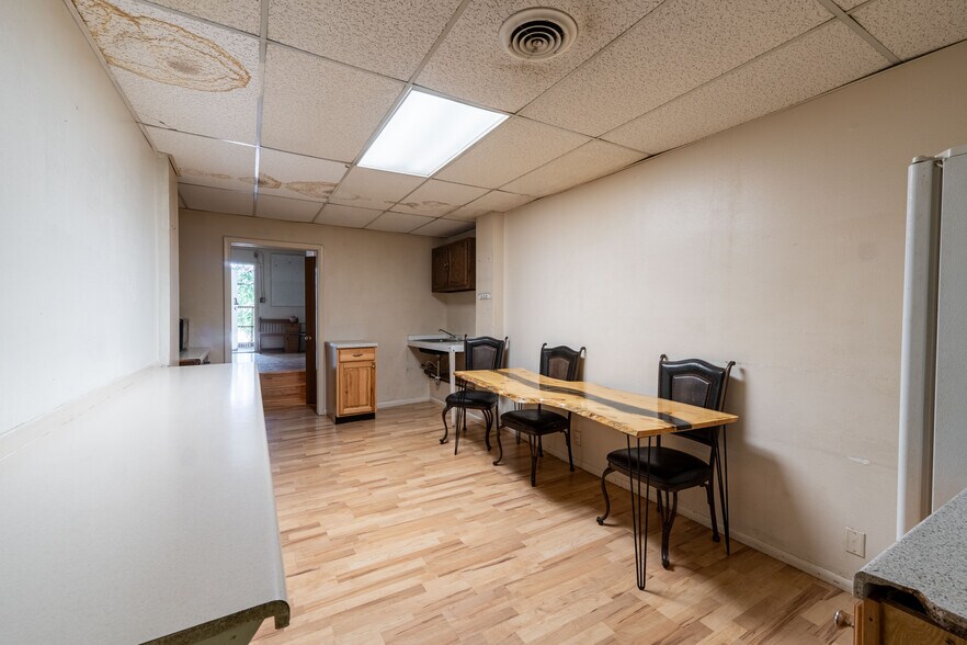 More Photos Of 65 N 200 E, Roosevelt Restaurant For Sale