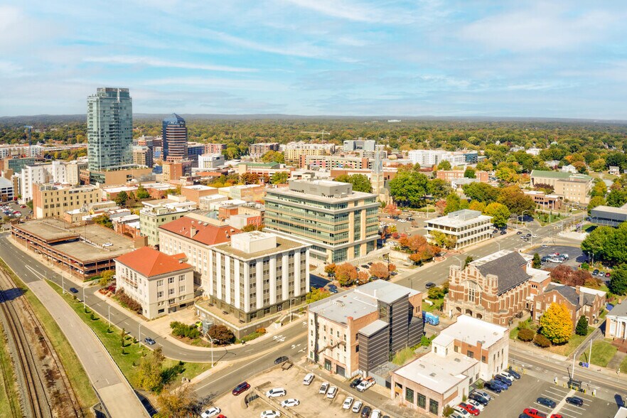More Photos Of 300 E Main St, Durham Office Residential For Lease
