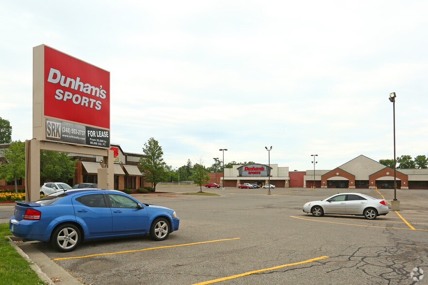 More Photos Of 13333 Eureka Rd, Southgate Freestanding For Lease