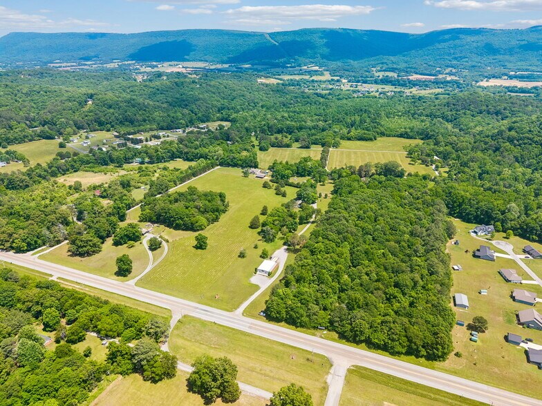 More Photos Of 49 Cutting Edge Ln, Dunlap Freestanding For Sale