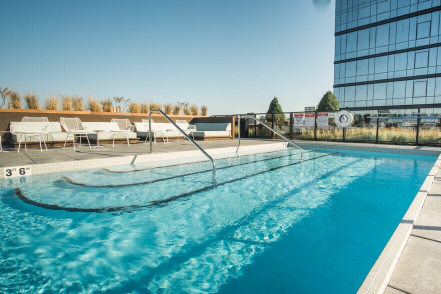 More Photos Of 5050 N Broadway St, Chicago Apartments For Lease