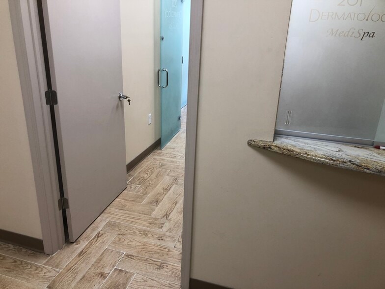 More Photos Of 600 Palisade Ave, Englewood Cliffs Office For Lease