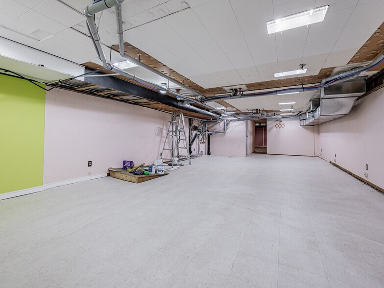 More Photos Of 2426-2438 Danforth Ave, Toronto Storefront Retail Residential For Lease