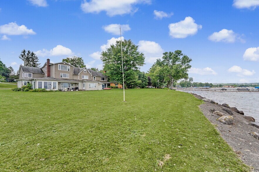 Primary Photo Of 4344 W Summit St, Lakewood Multifamily For Sale