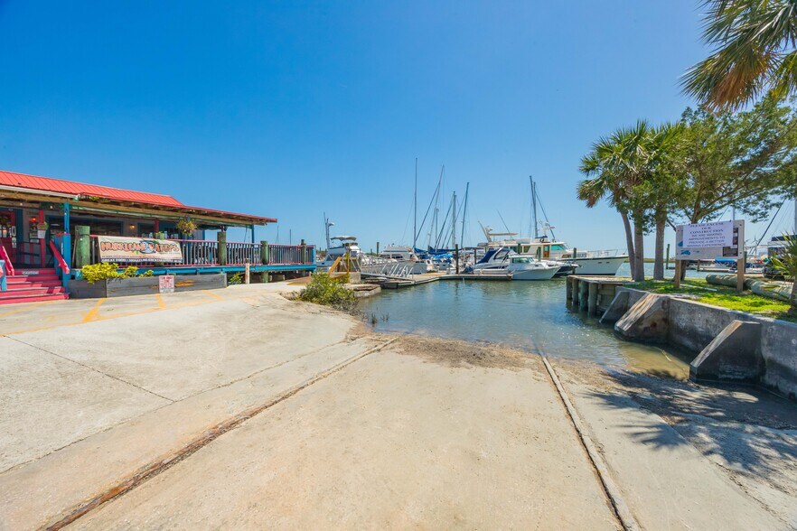 More Photos Of 65 Lewis Blvd, Saint Augustine Marina For Sale
