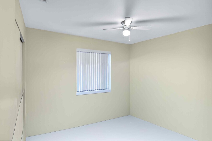 More Photos Of 8640 NE 2nd Ave, El Portal Office Residential For Sale