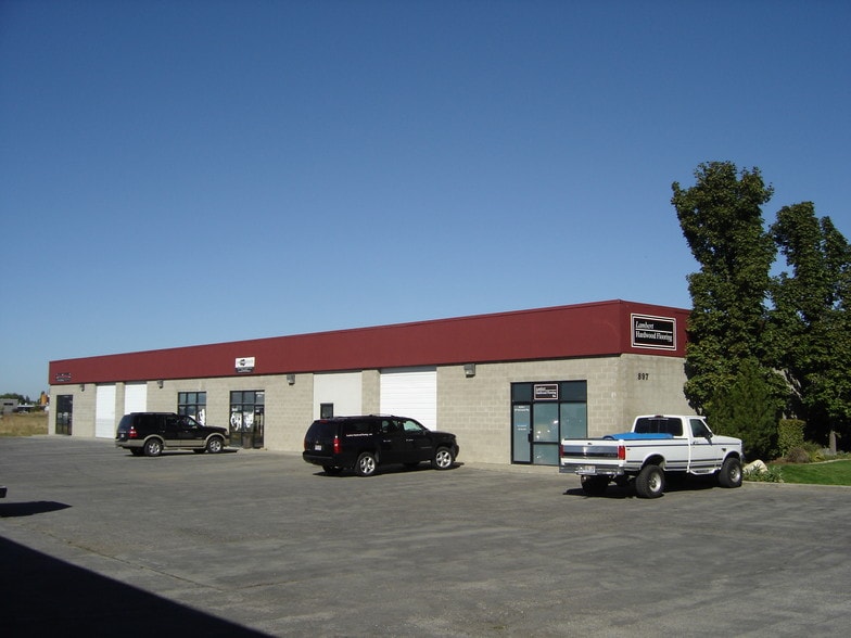 More Photos Of 887 N McCormick Way, Layton Light Manufacturing For Lease