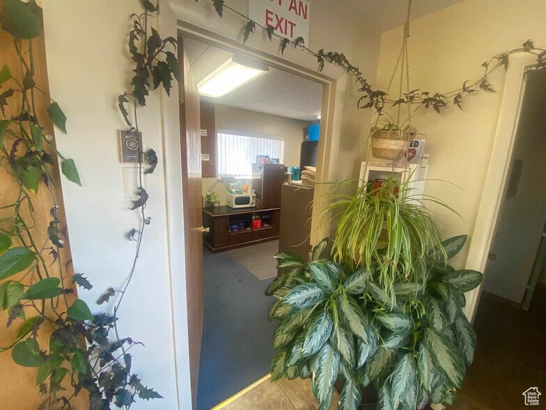 More Photos Of 184 Center st, Duchesne Office For Sale