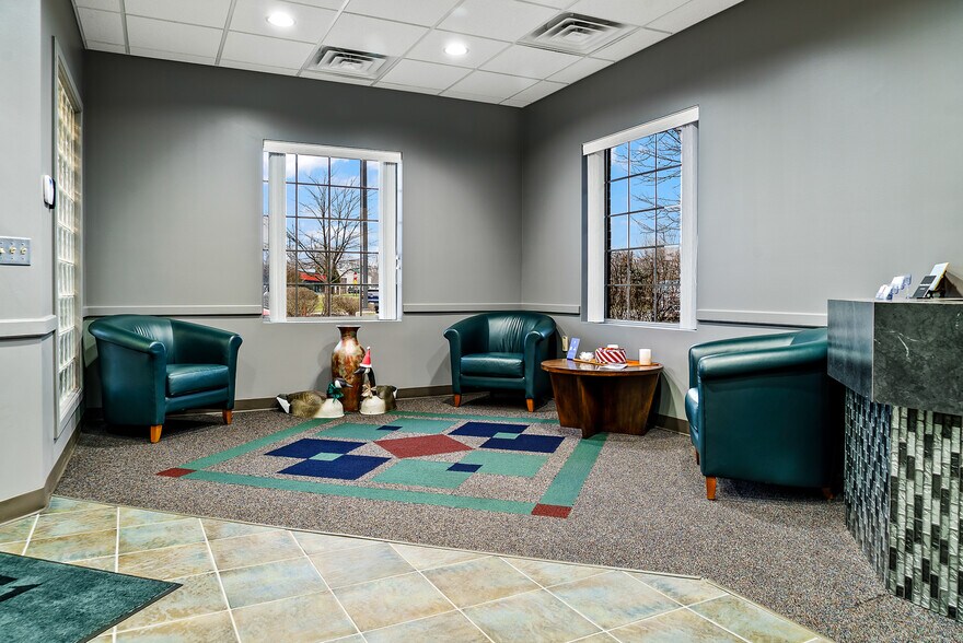 More Photos Of 4086 Legacy Pky, Lansing Office For Sale