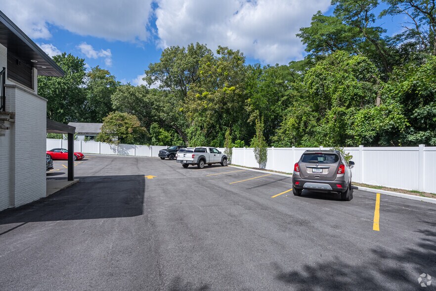 More Photos Of 3820 Central Ave, Lake Station Medical For Lease