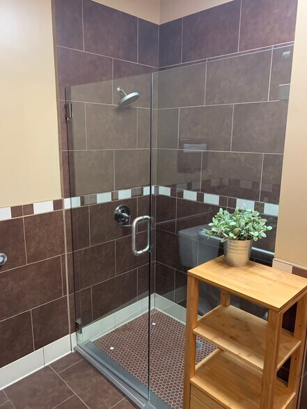 More Photos Of 1020 Aileen St, Lafayette Office Residential For Lease