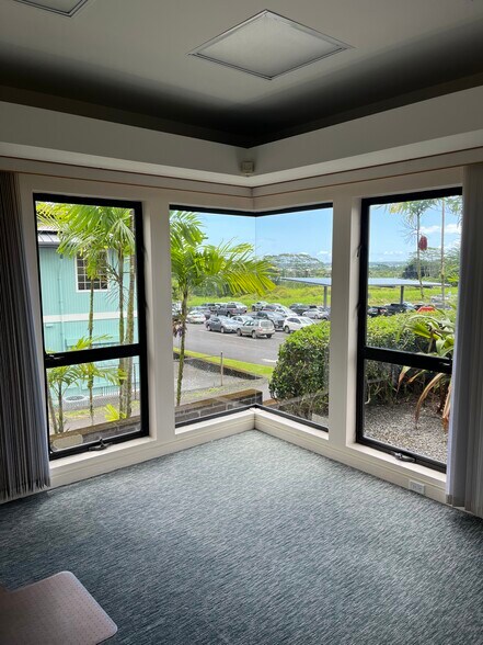 More Photos Of 134 Puuhonu Way, Hilo Medical For Lease