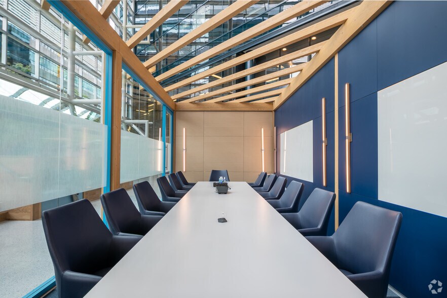 More Photos Of 1 Concourse Pky NE, Atlanta Office For Sale