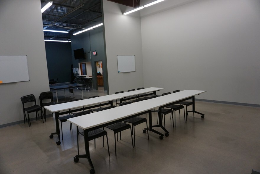 More Photos Of 6403-6443 Cecilia Cir, Edina Light Distribution For Lease