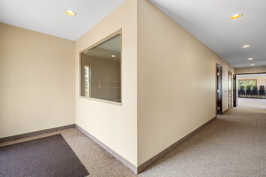 More Photos Of 3700 11th Pl NE, Austin Lodge Meeting Hall For Sale